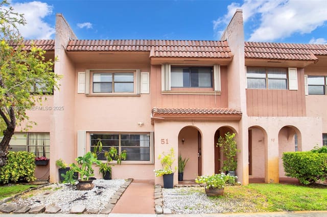 51 Matador Lane 2-23, sold in Valencia Village Condo Ph, Davie, FL