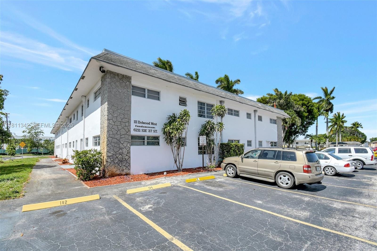 6211 SW 37th Street 211, Davie, FL 33314 photo 18