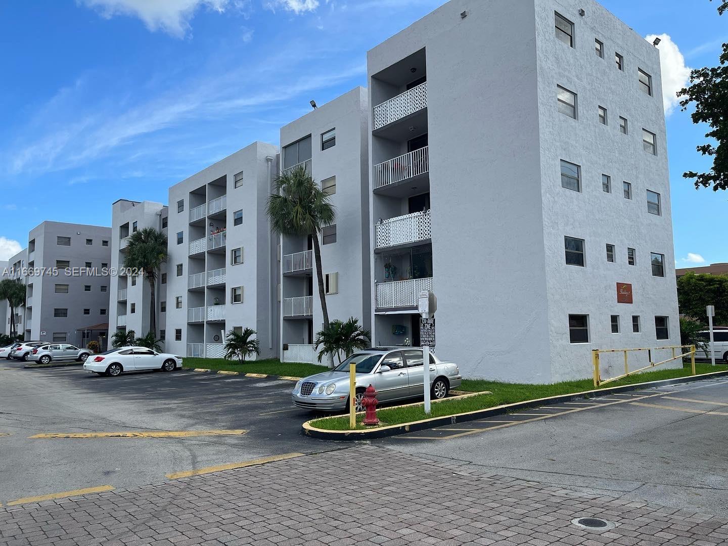 8075 NW 7th Street 109, Miami, FL 33126, Miami