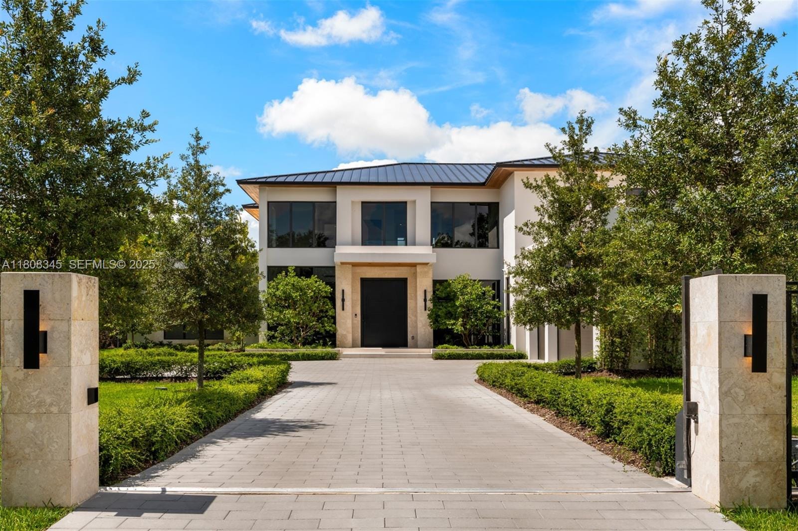 11001 SW 65 Avenue, Pinecrest, FL 33156