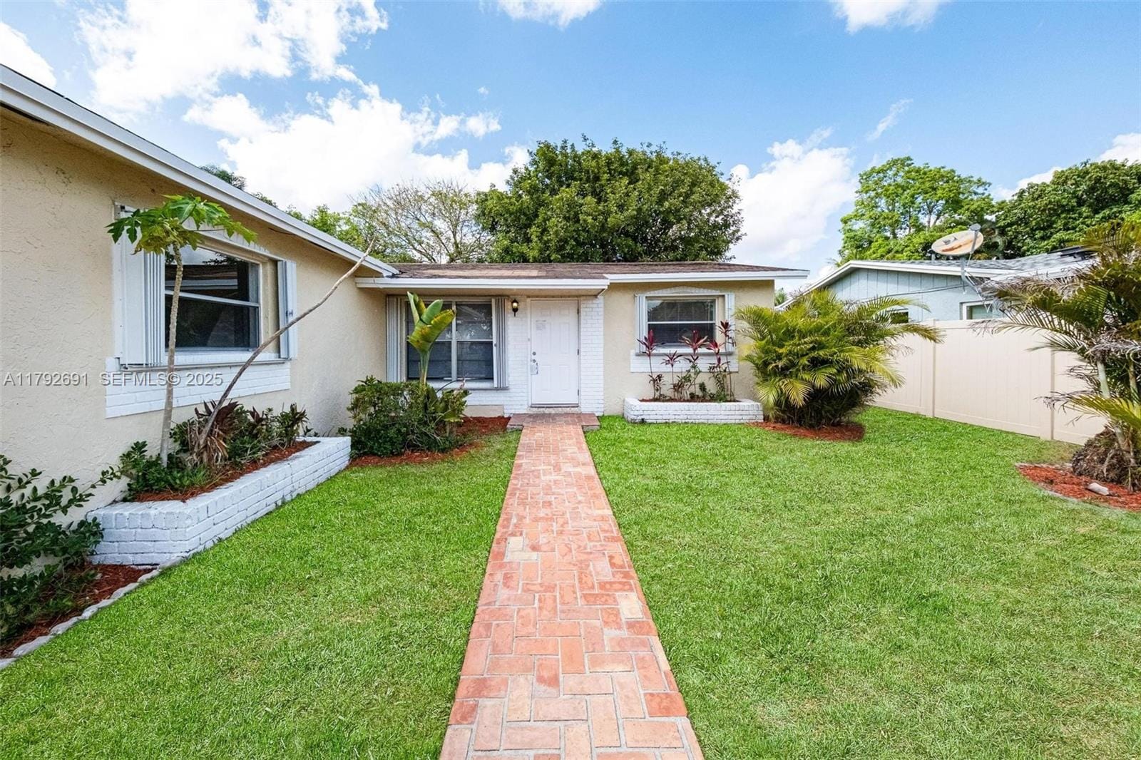 7717 SW 9th Street, North Lauderdale, FL 33068