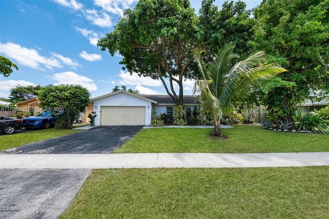 9330 NW 39th Street, Sunrise, FL 33351