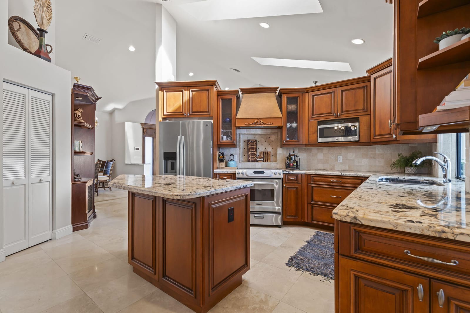 3819 N Ocean Drive, Singer Island, FL 33404 photo 20