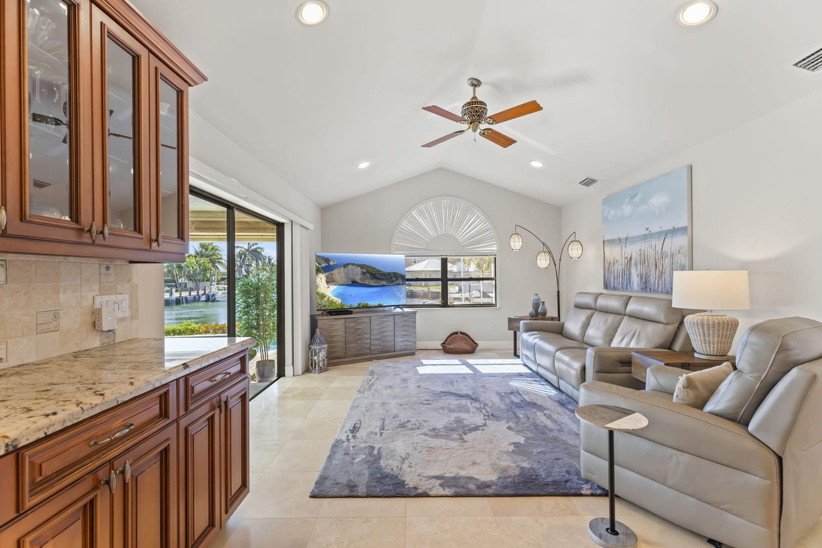 3819 N Ocean Drive, Singer Island, FL 33404 photo 24