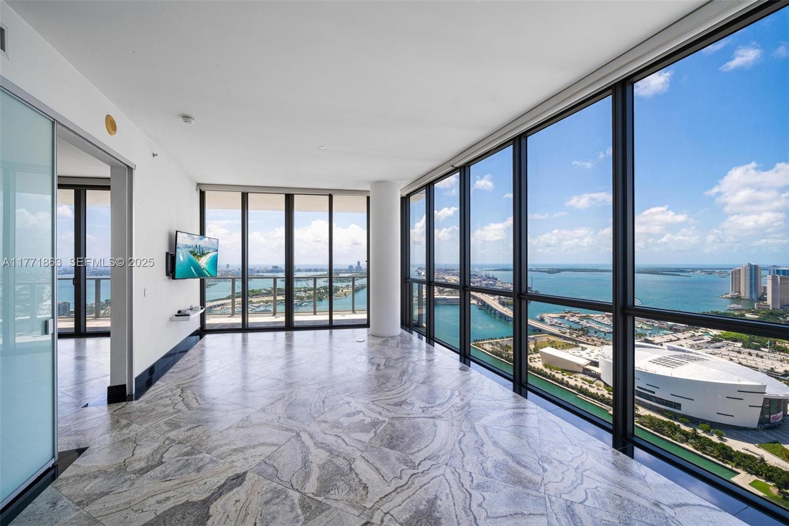 1100 Biscayne Boulevard 4901, Miami, FL 33132 photo 12