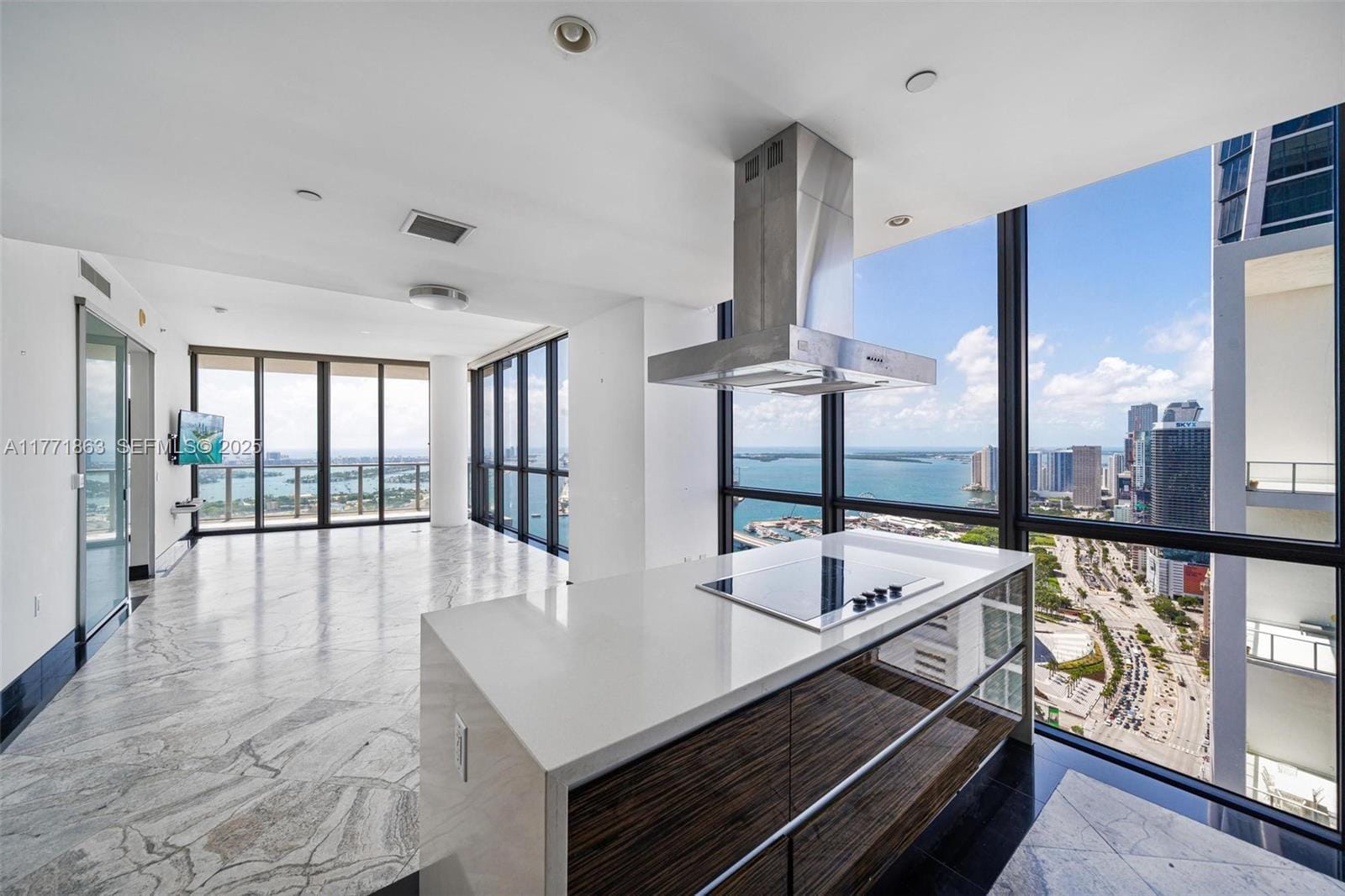 1100 Biscayne Boulevard 4901, Miami, FL 33132 photo 8