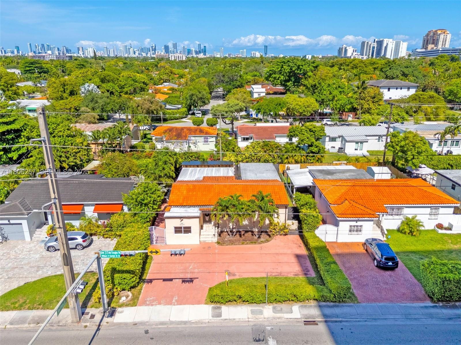 1901 SW 37th Avenue, Miami, FL 33145 photo 29