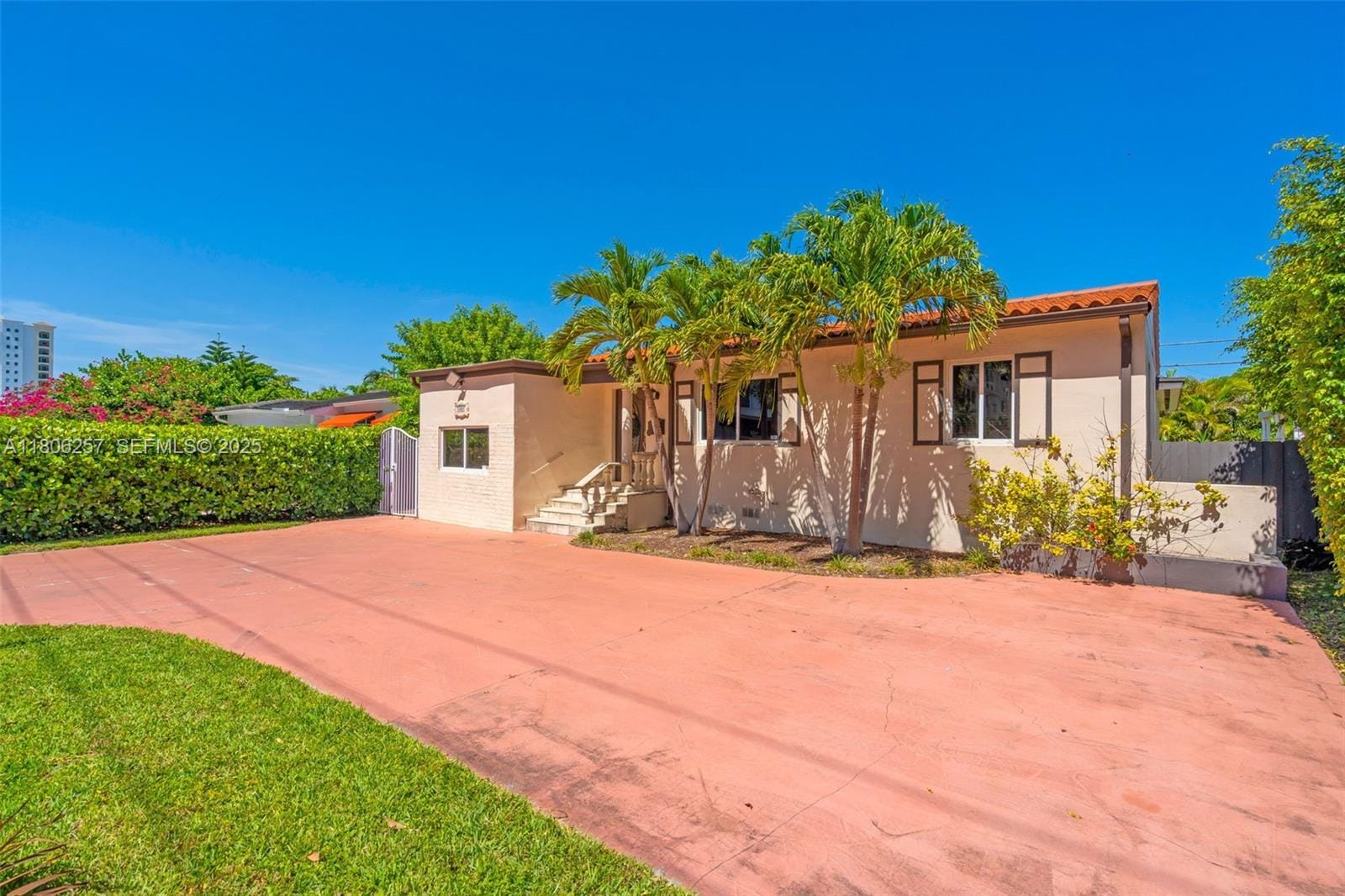 1901 SW 37th Avenue, Miami, FL 33145 photo 5
