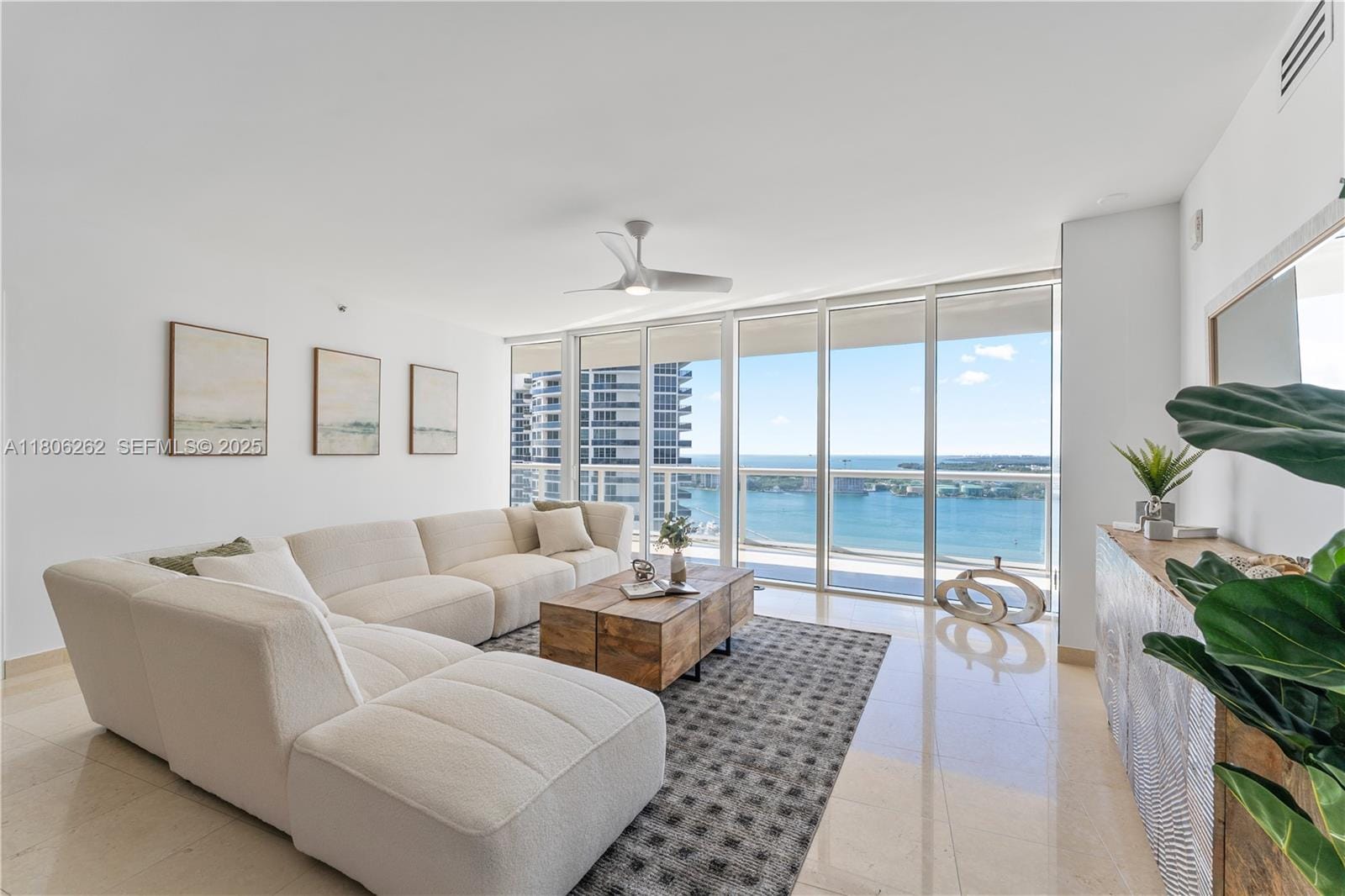 450 Alton Road 2703, Miami Beach, FL 33139 photo 2