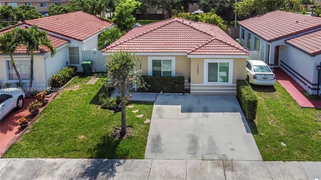 17543 SW 142nd Court, Miami, FL 33177