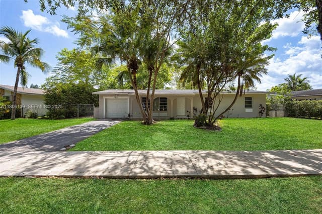 7911 SW 132nd Avenue, sold in Winston Park Unit Two, Miami, FL