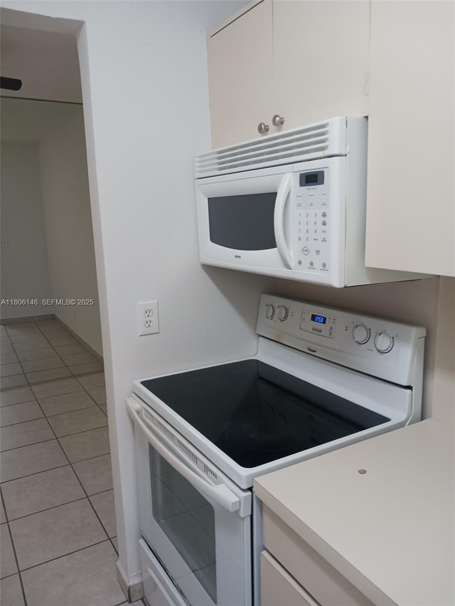 2700 NE 135th Street 30, North Miami, FL 33181, North Miami