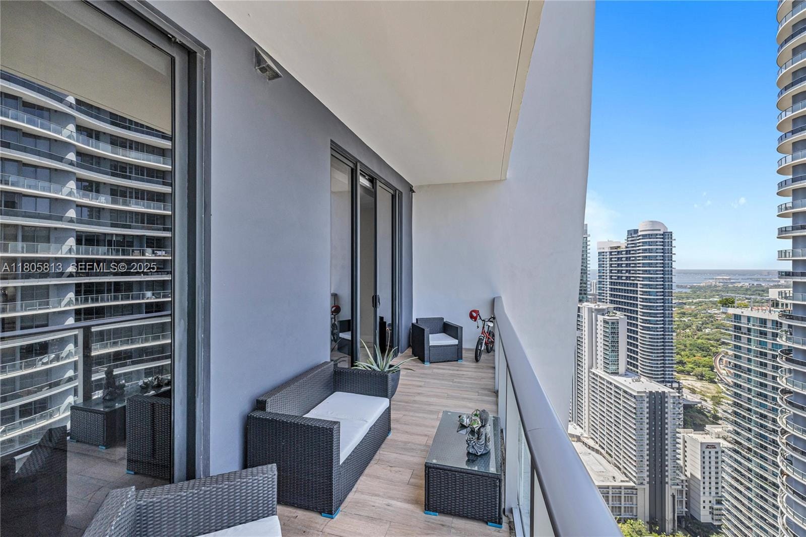 1010 Brickell Avenue 4809, Miami, FL 33131 photo 6