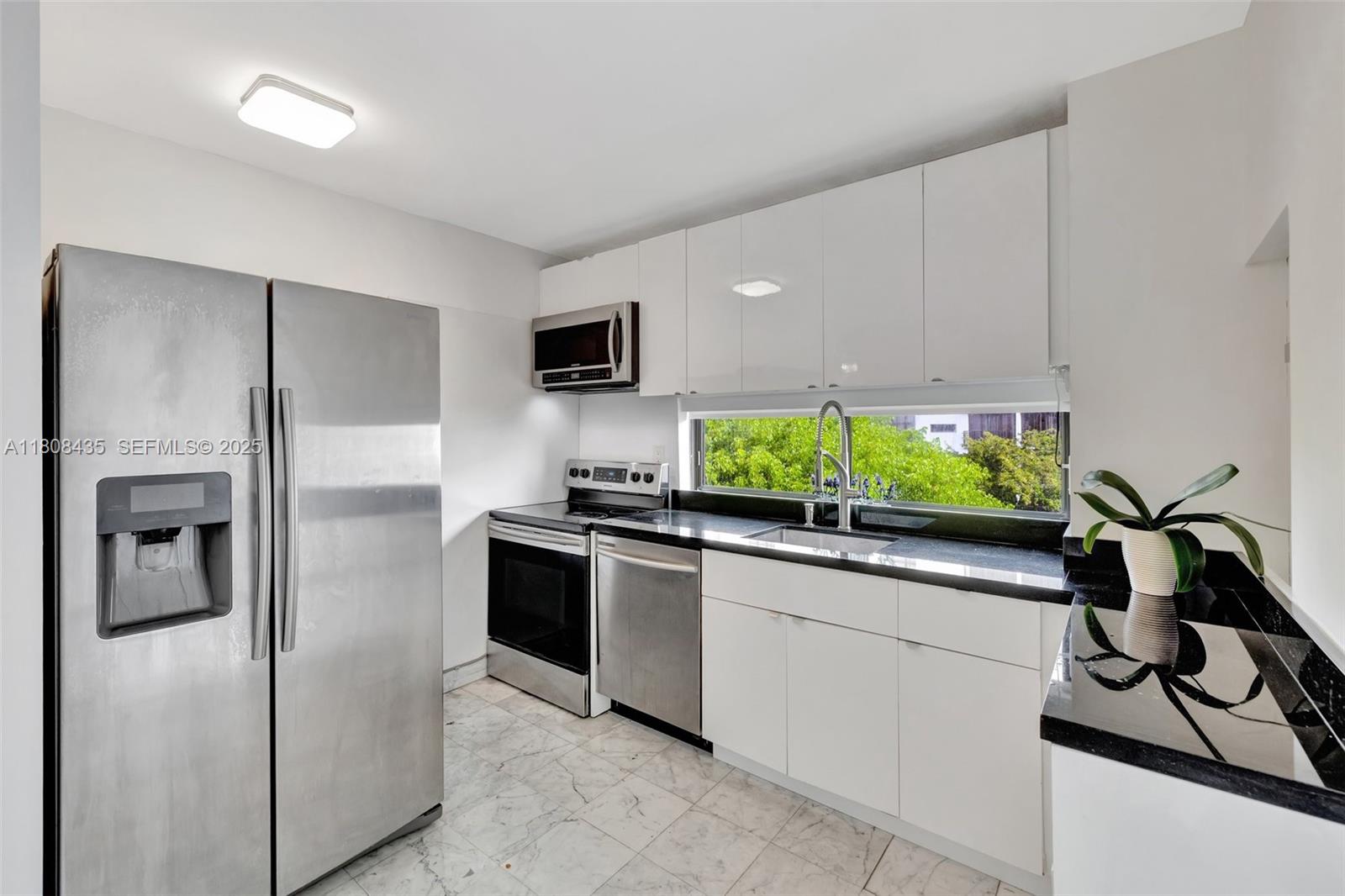 16919 N Bay Road 521, Sunny Isles Beach, FL 33160 photo 21