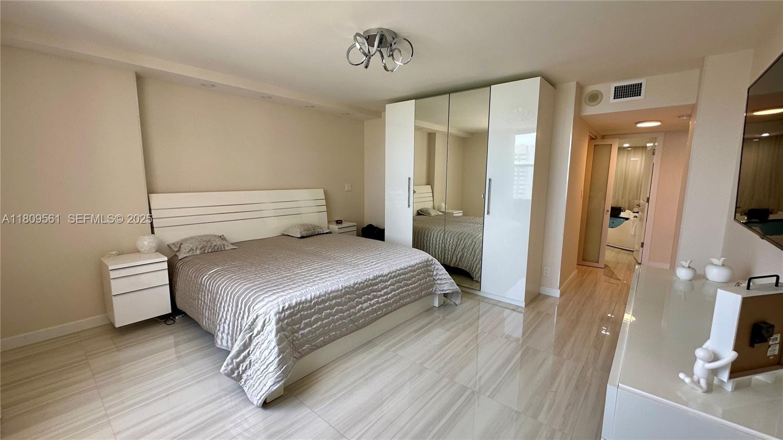1865 S Ocean Drive 19N, Hallandale Beach, FL 33009 photo 22
