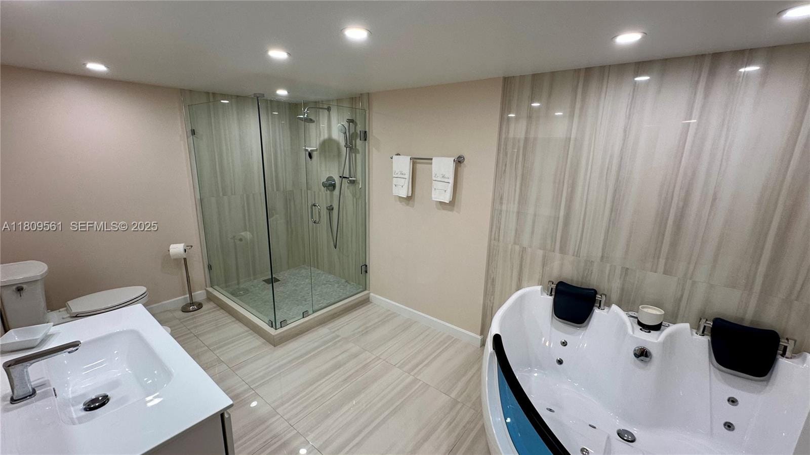 1865 S Ocean Drive 19N, Hallandale Beach, FL 33009 photo 24