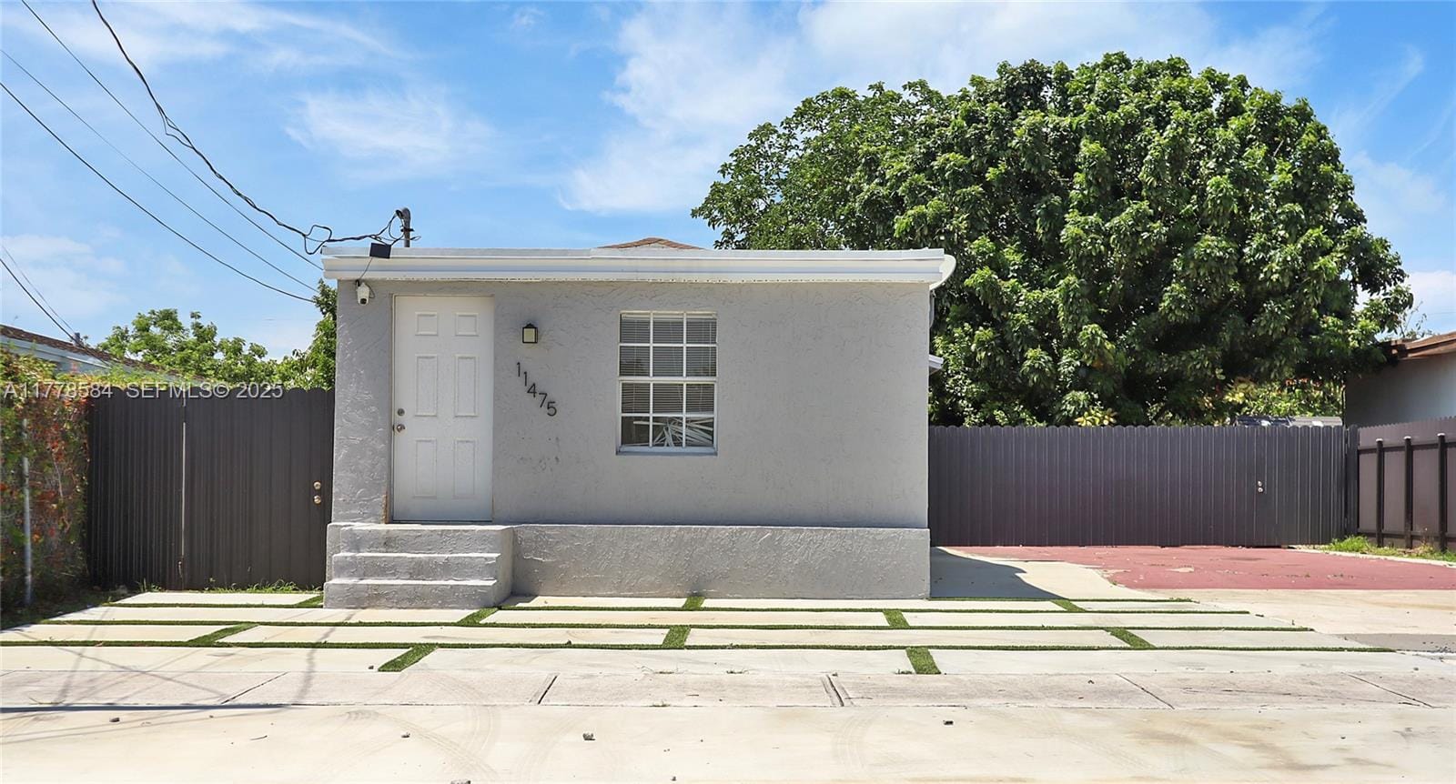 11475 SW 214th Street, Miami, FL 33189