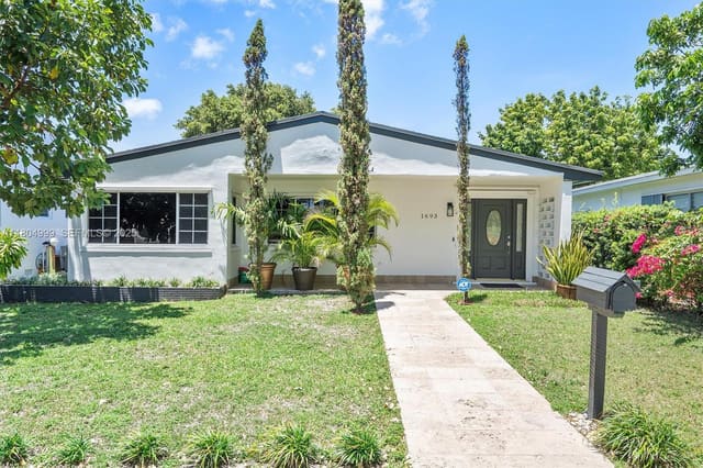 1693 NE 171st Street, sold in Fulford By Sea Sec E, North Miami Beach, FL