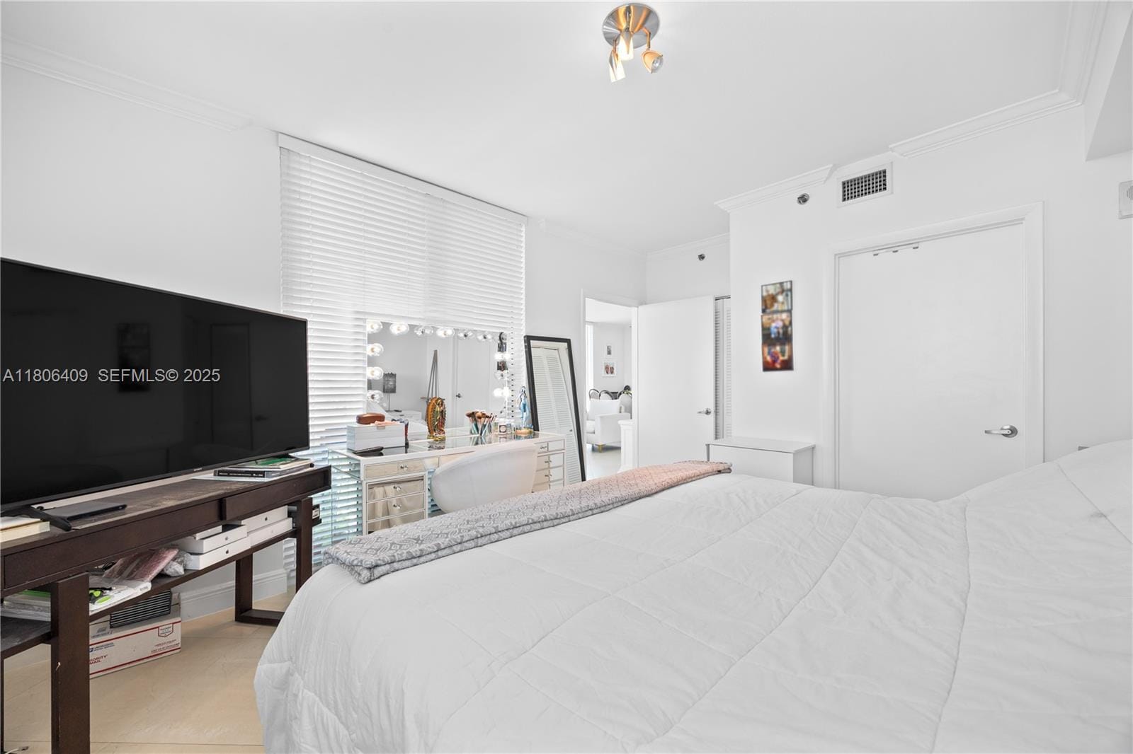 1401 SW 22nd Street 701, Miami, FL 33145 photo 13