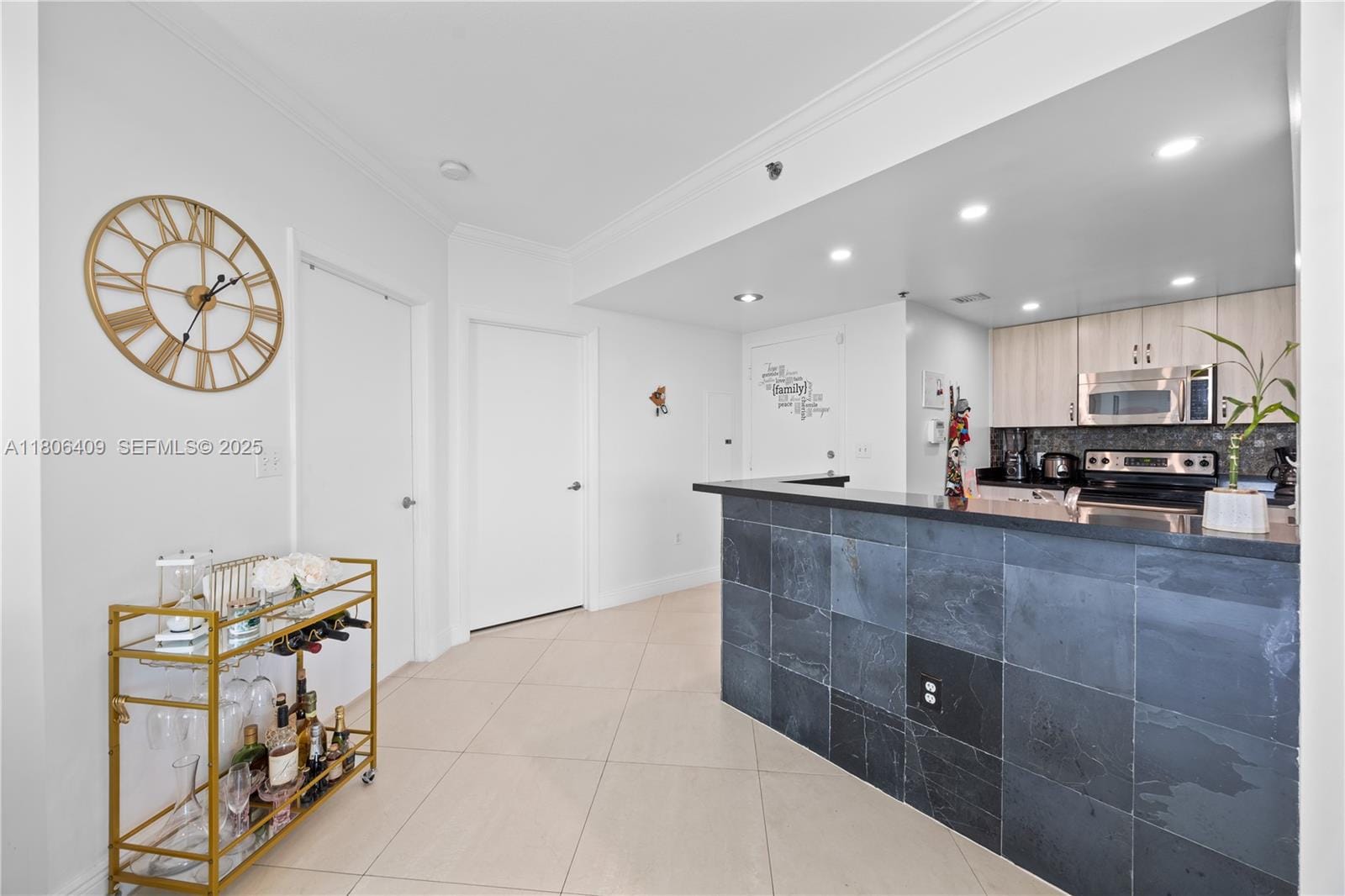 1401 SW 22nd Street 701 — photo 8