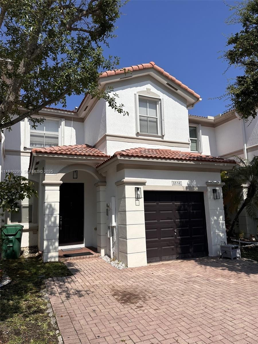 8116 NW 108th Place, Doral, FL 33178