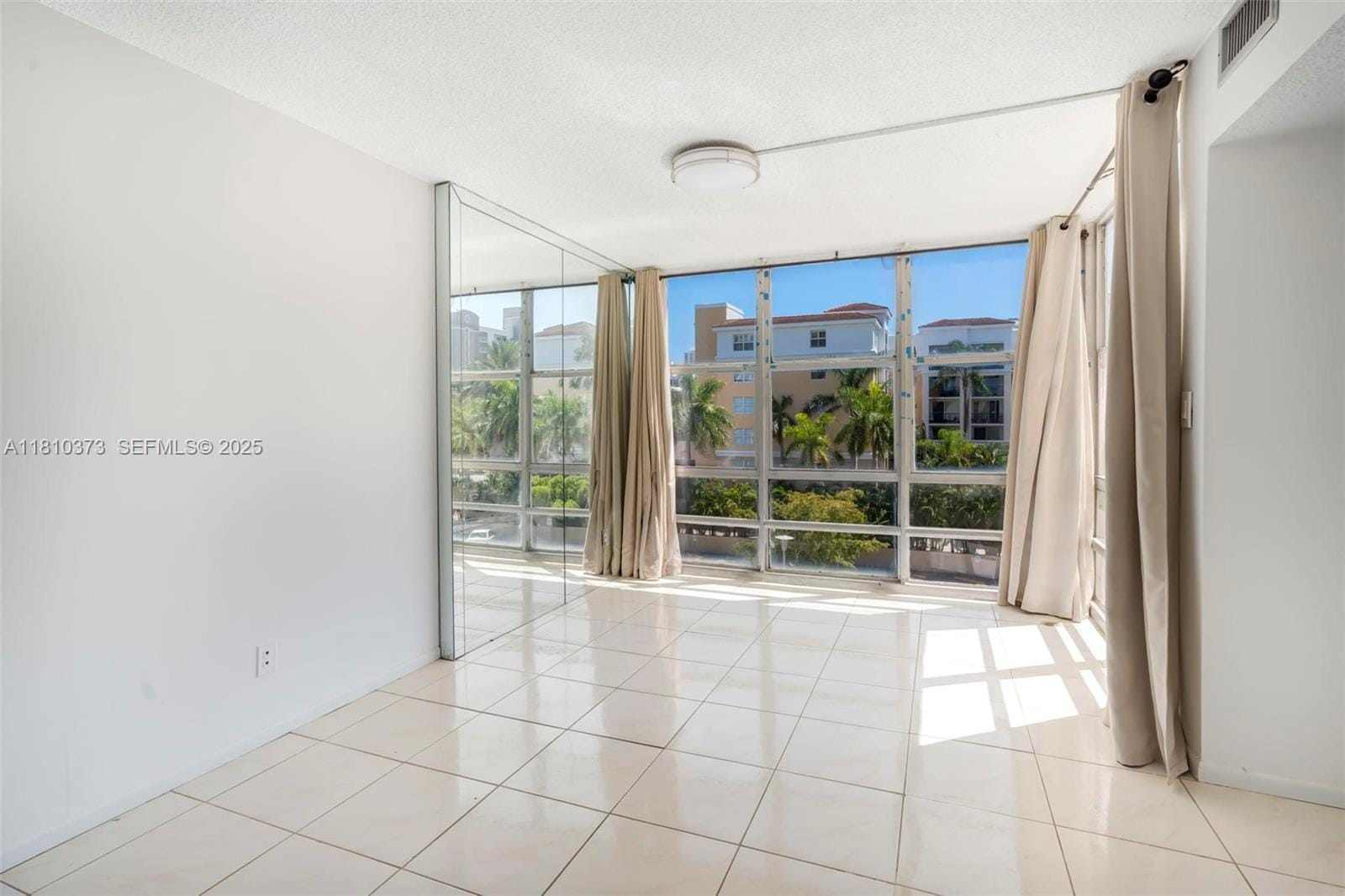 210 172nd Street 438, Sunny Isles Beach, FL 33160 photo 14