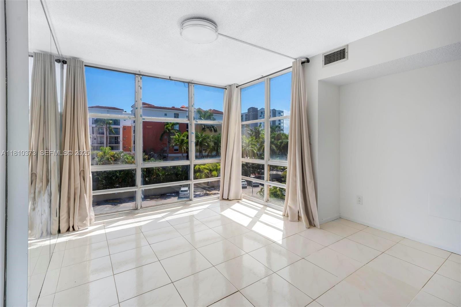 210 172nd Street 438, Sunny Isles Beach, FL 33160 photo 15