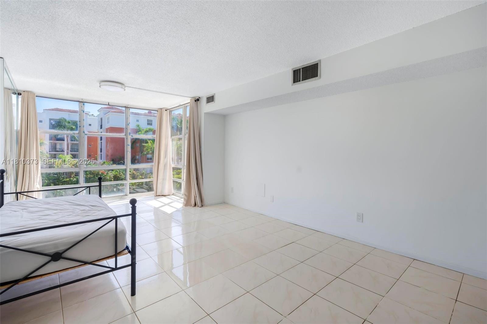 210 172nd Street 438, Sunny Isles Beach, FL 33160 photo 8