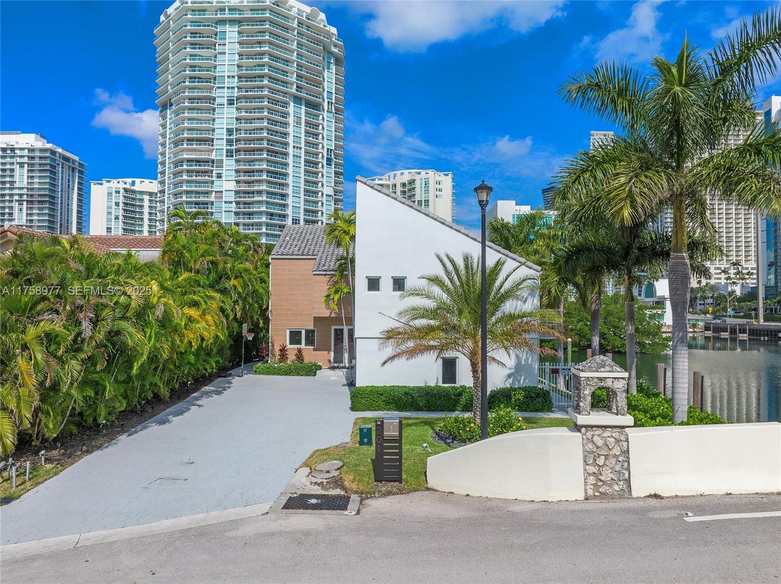 201 Atlantic Avenue, Sunny Isles Beach, FL 33160, Sunny Isles Beach