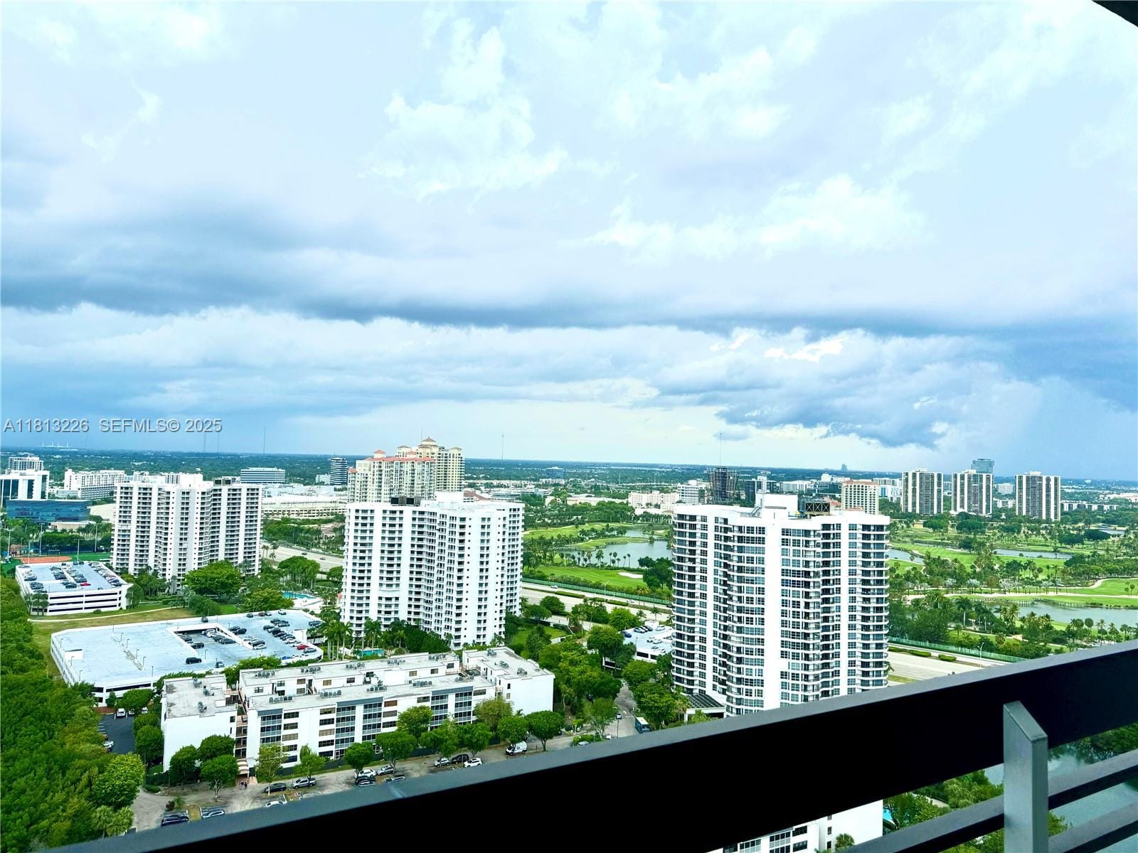 3530 Mystic Pointe Drive 3001 — photo 3