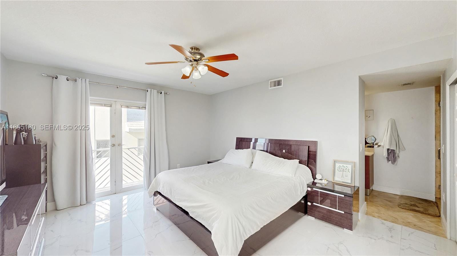 931 SW 11th Street H-1 — photo 12