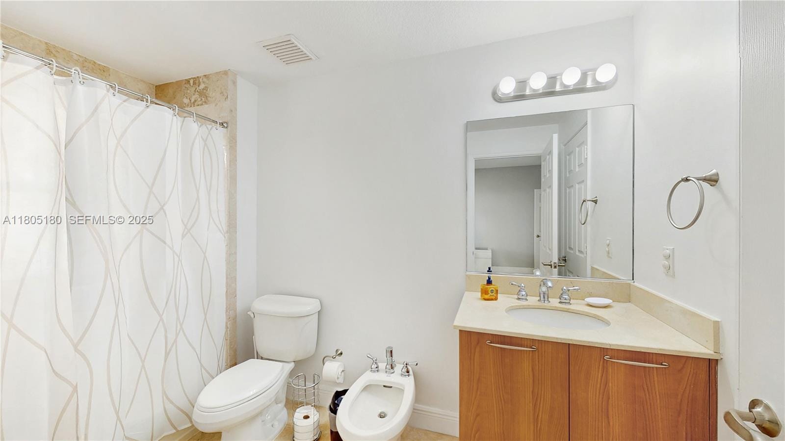 931 SW 11th Street H-1, Miami, FL 33129 photo 19