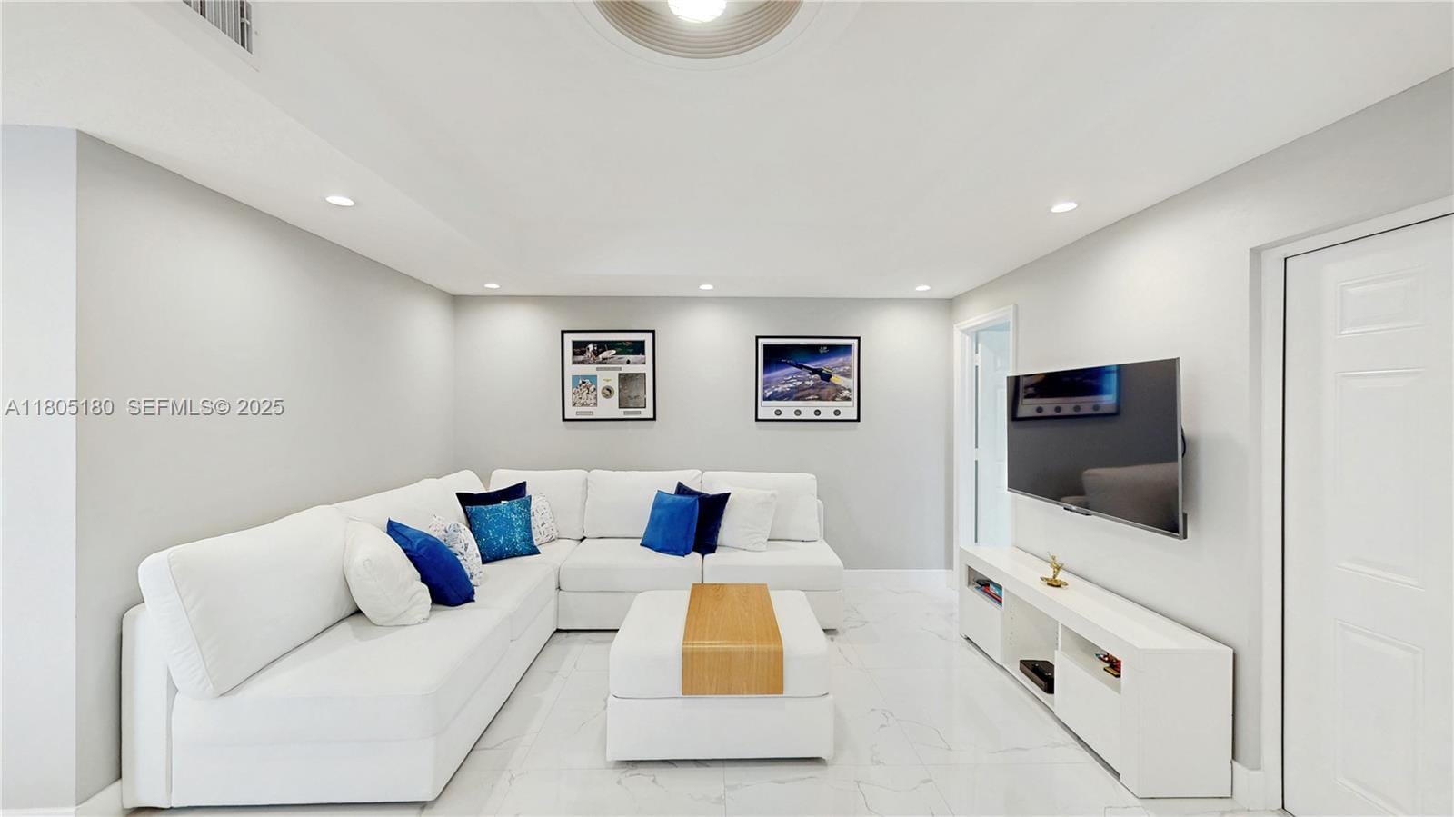 931 SW 11th Street H-1 — photo 4