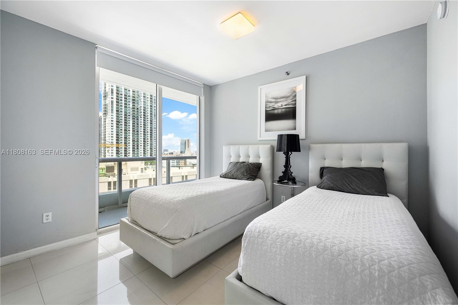 485 Brickell Avenue 1604, Miami, FL 33131 photo 13