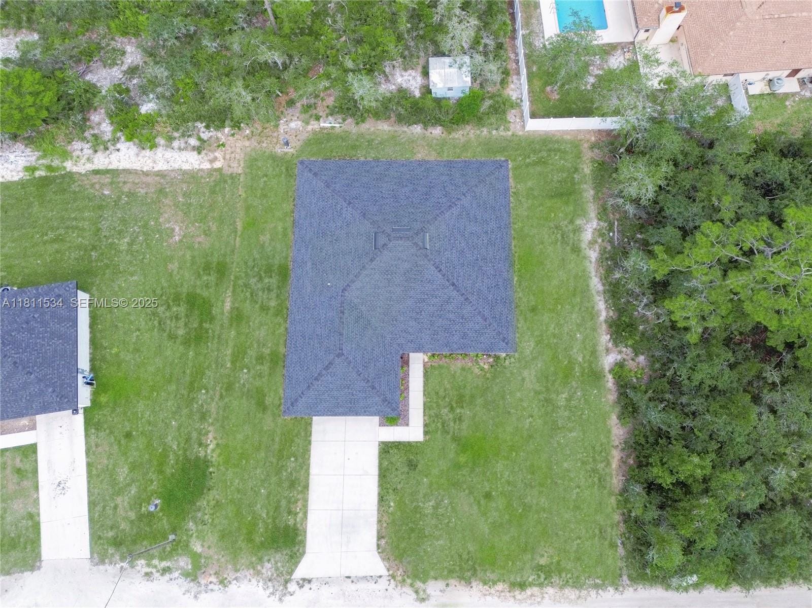3330 Albatross Avenue, Sebring, FL 33875 photo 2