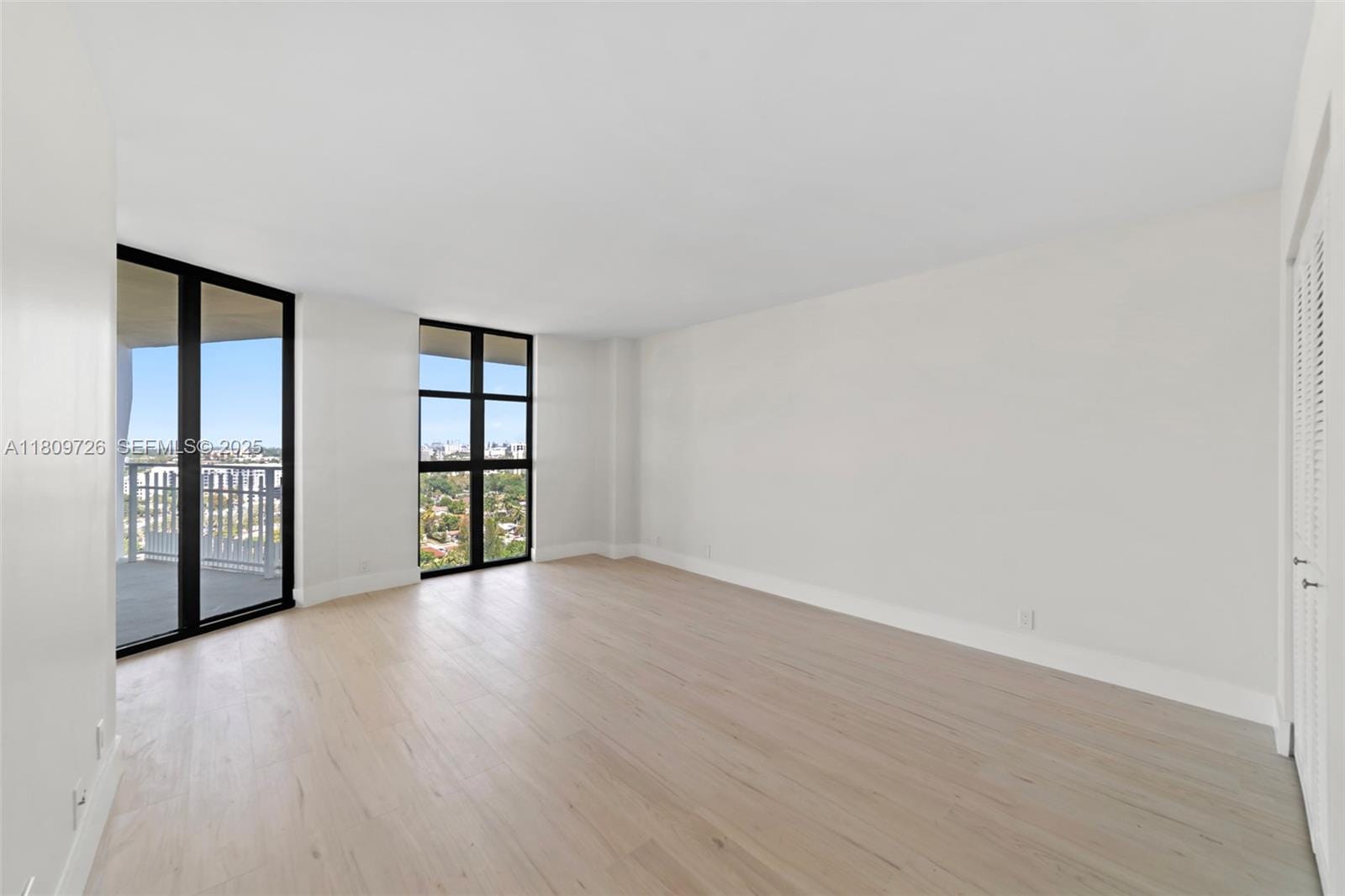 1000 Quayside Terrace 1909, Miami, FL 33138 photo 21