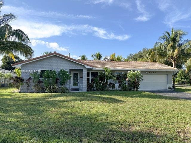 4888 NW 8th Court, Plantation, FL 33317