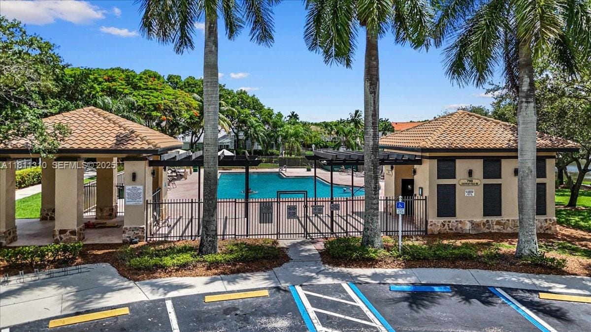 930 Briar Ridge Road, Weston, FL 33327 photo 16