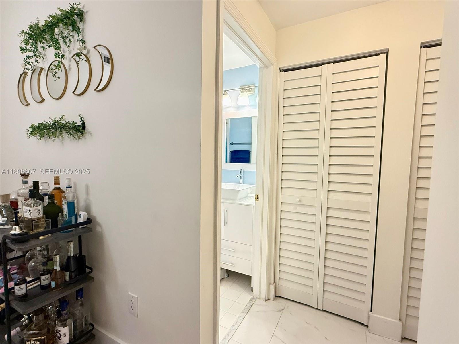 9725 NW 52nd Street 421, Doral, FL 33178 photo 29