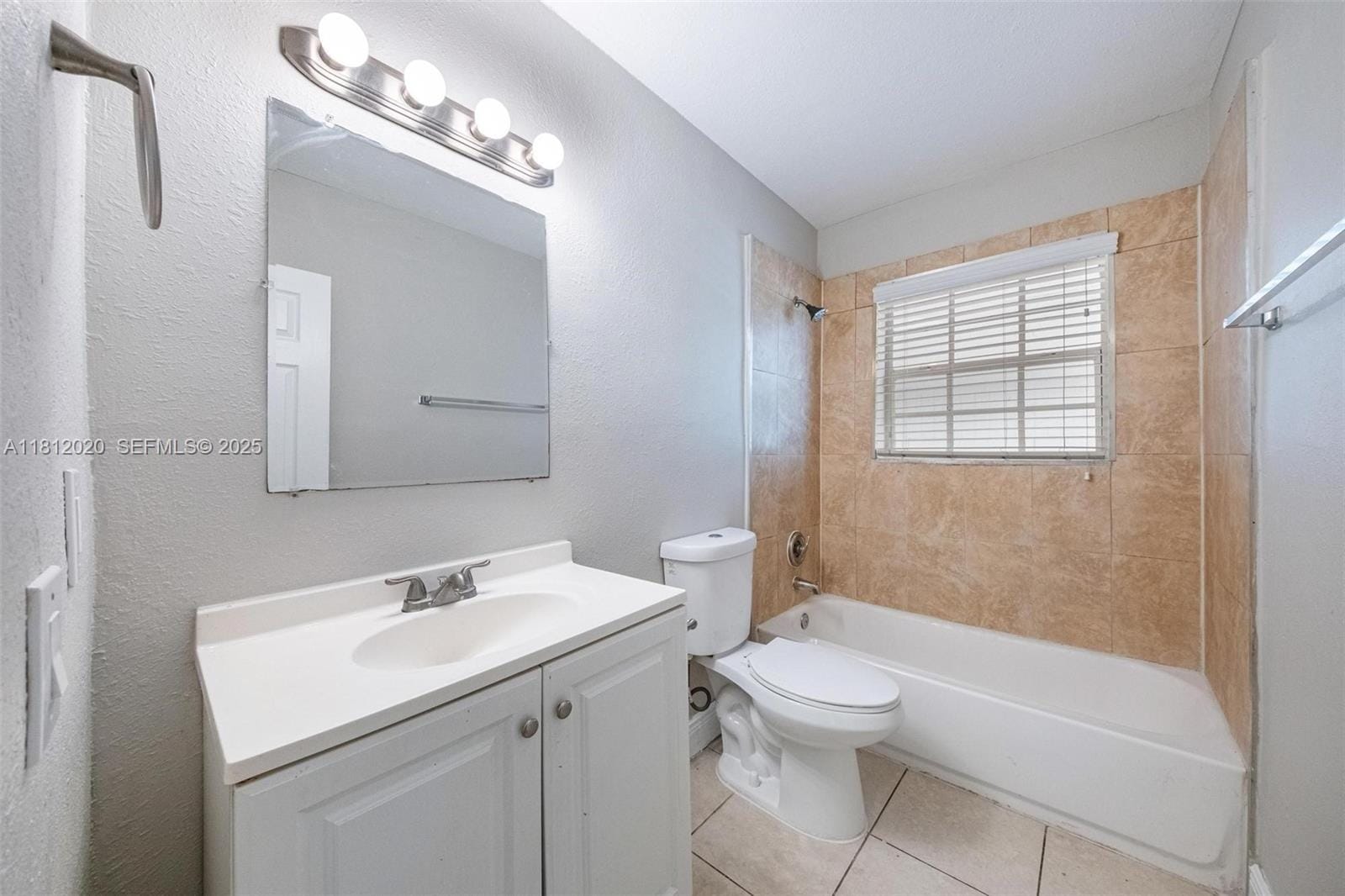 725 NE 178th Street, Miami, FL 33162 photo 26