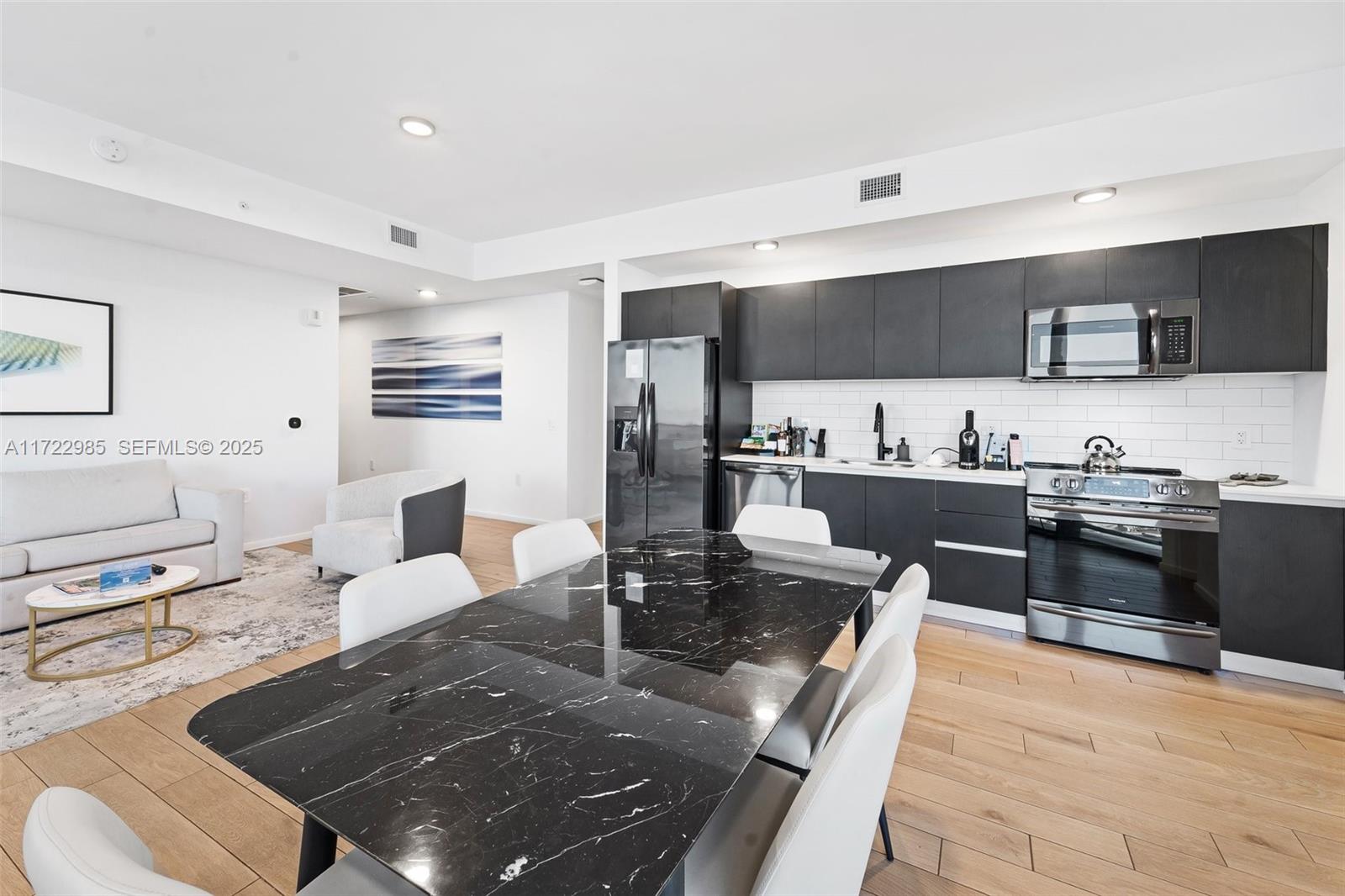 398 NE 5th Street 3209, Miami, FL 33132 photo 19