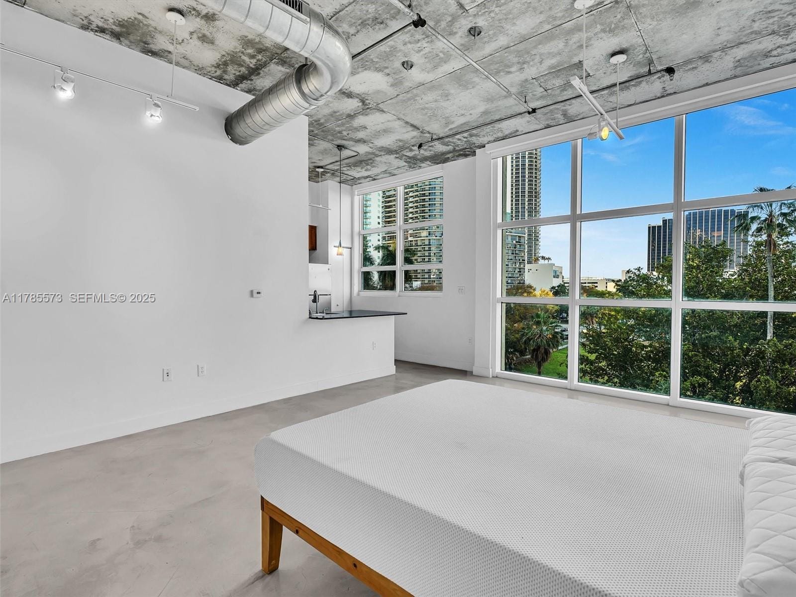 2001 Biscayne Boulevard 3413, Miami, FL 33137 photo 6