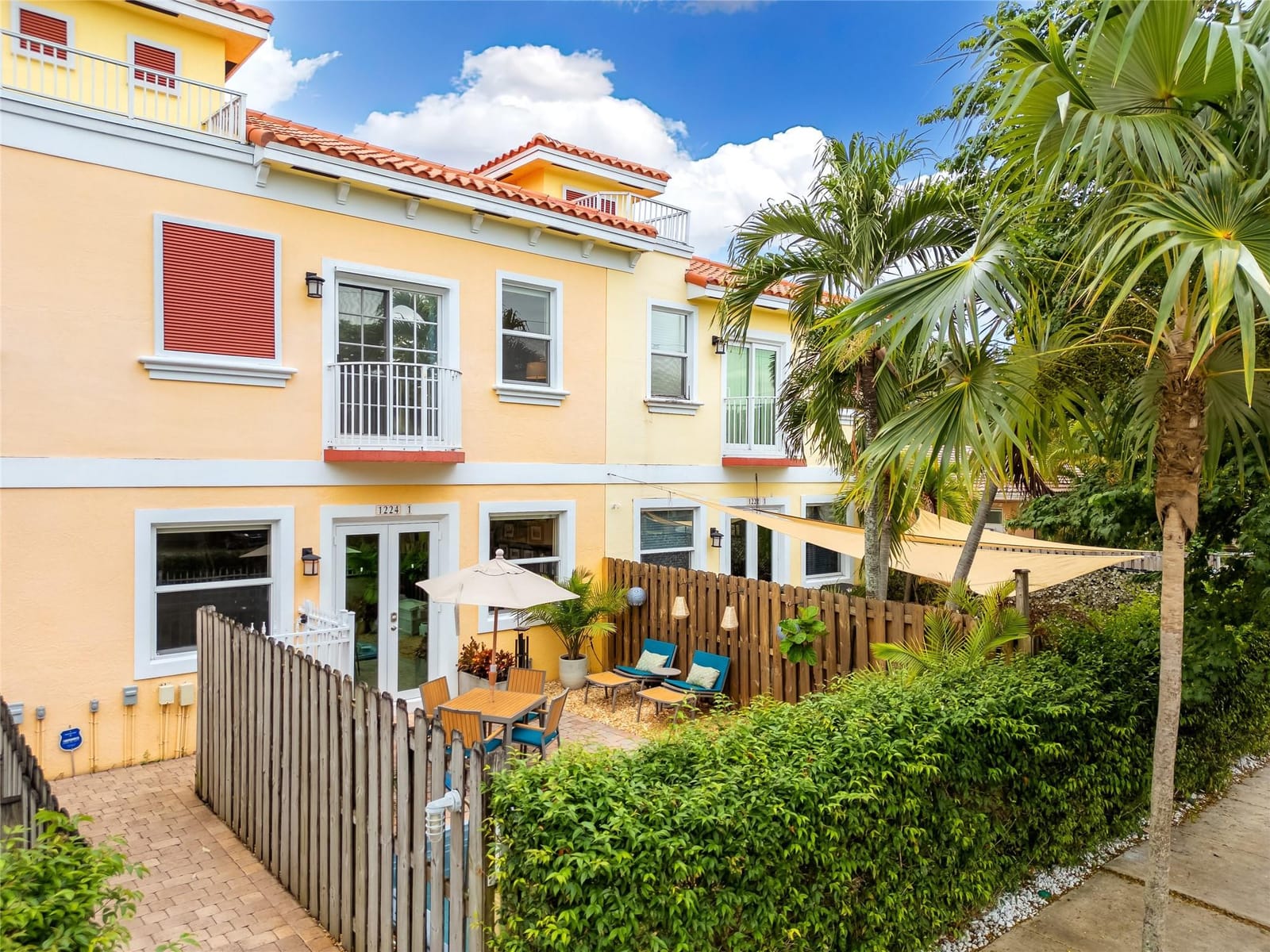 1224 NE 18th Avenue 1, Fort Lauderdale, FL 33304