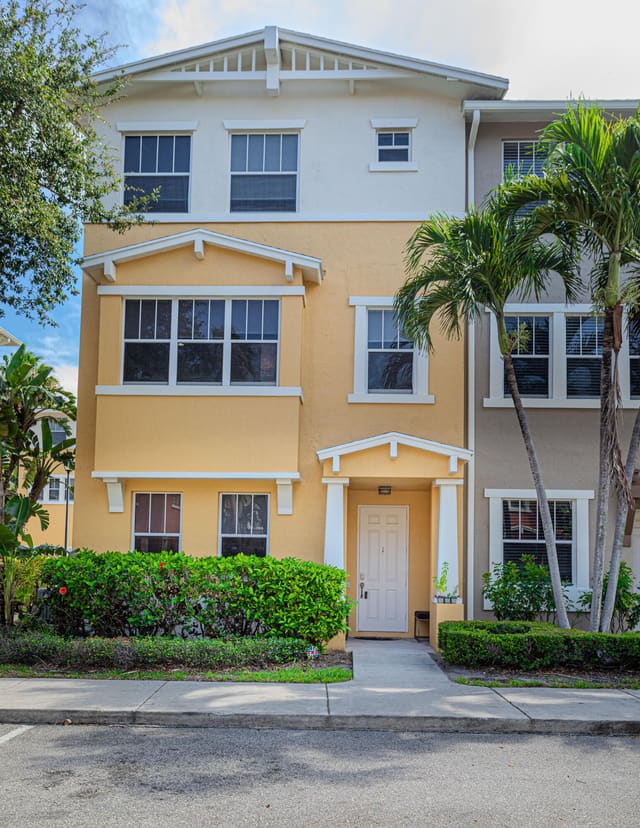 433 Amador Lane 1, West Palm Beach, FL 33401