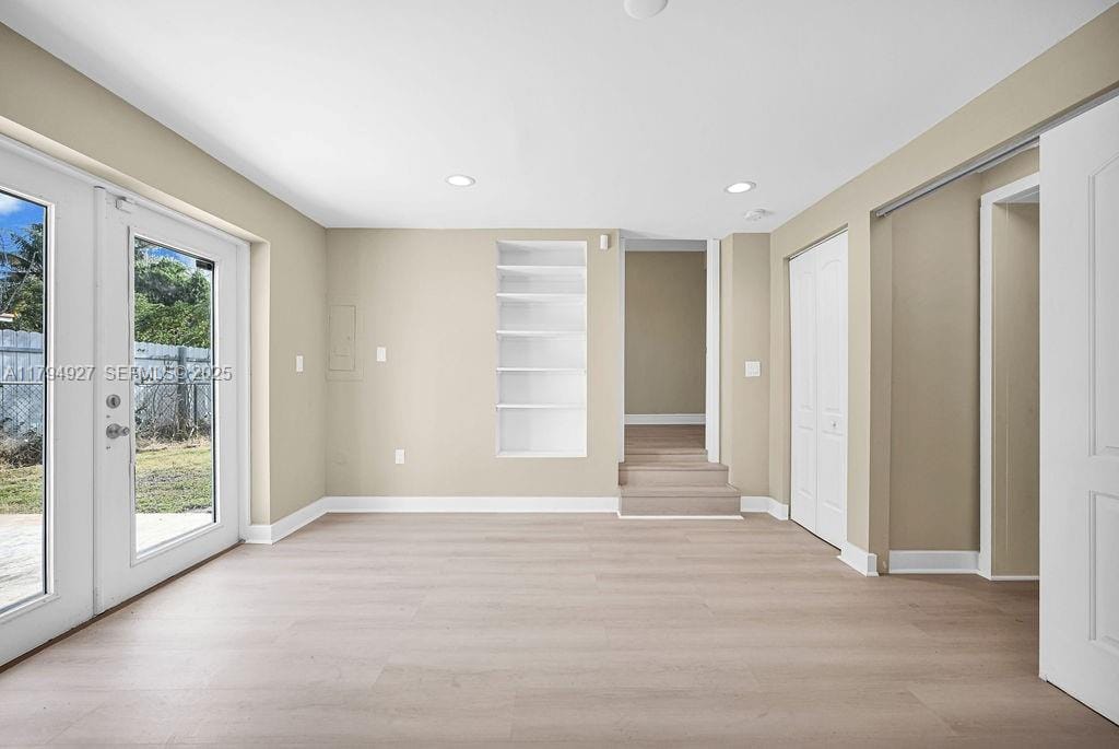 12135 NE 10th Avenue, North Miami, FL 33161 photo 15