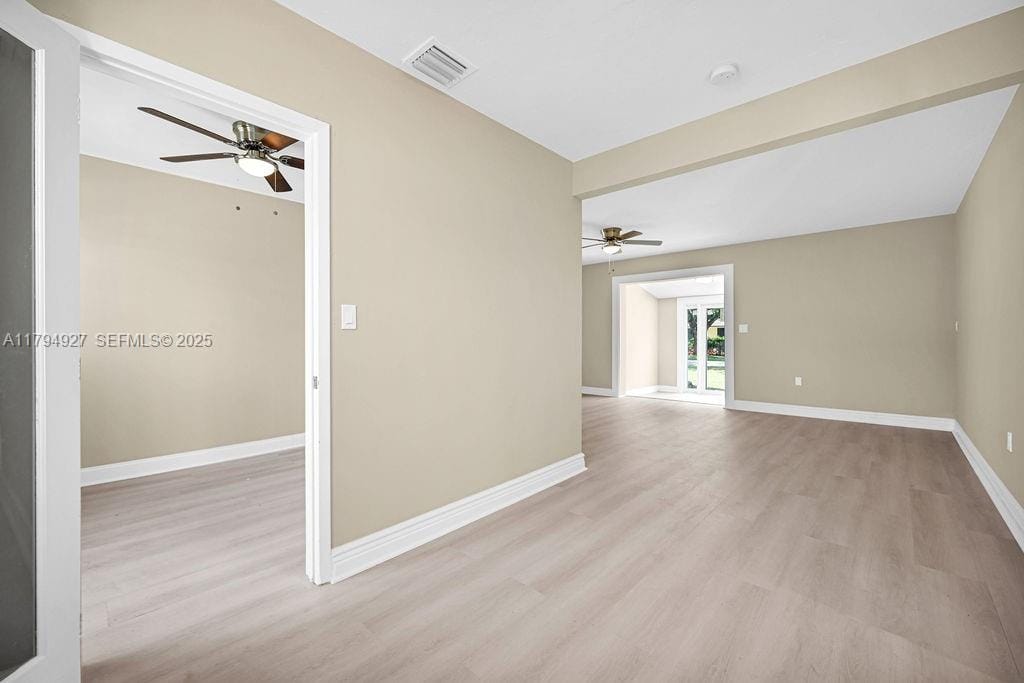 12135 NE 10th Avenue — photo 10