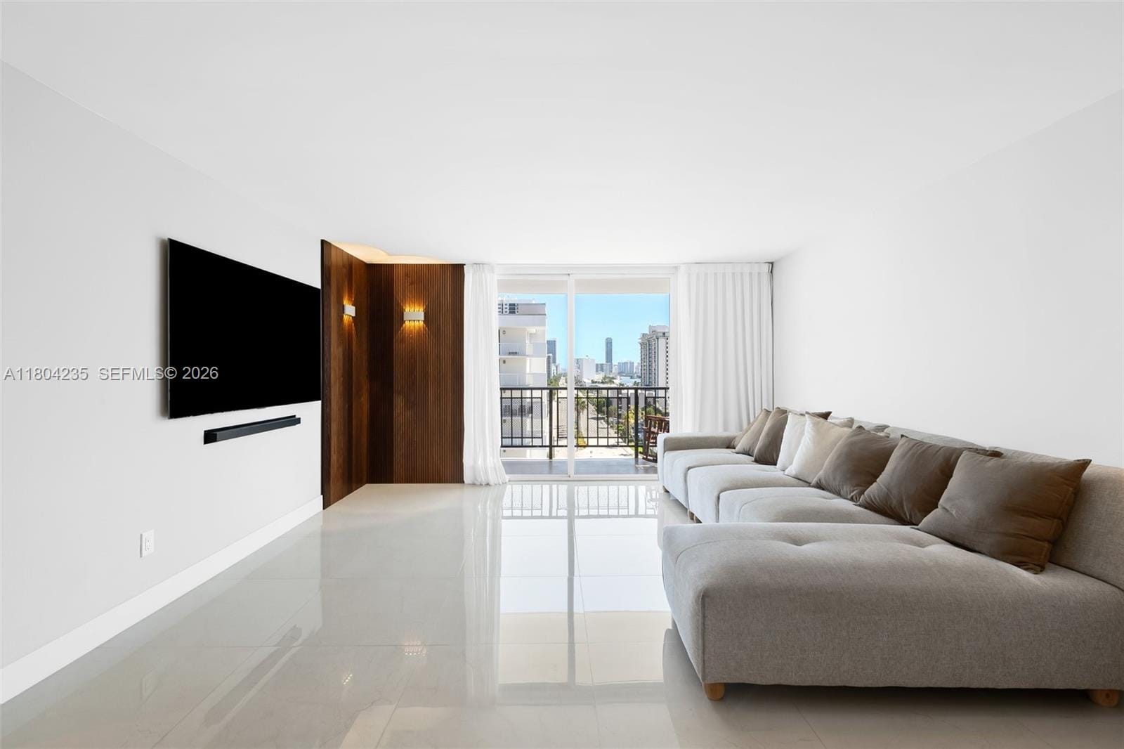 1501 S Ocean Drive 1005 — photo 3
