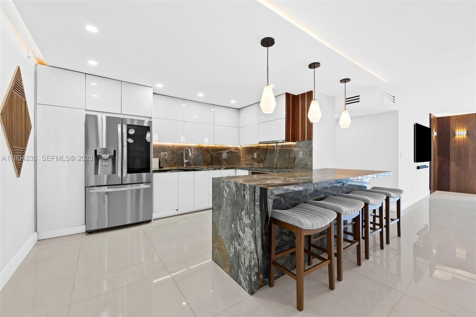 1501 S Ocean Drive 1005 — photo 5