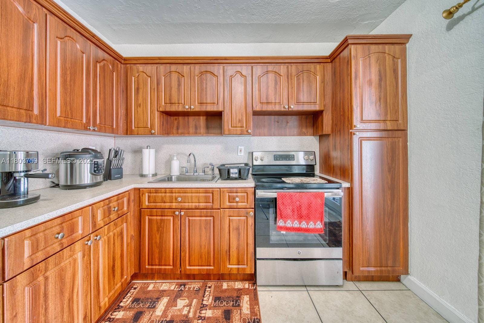 3440 NW 87th Terrace, Miami, FL 33147 photo 4