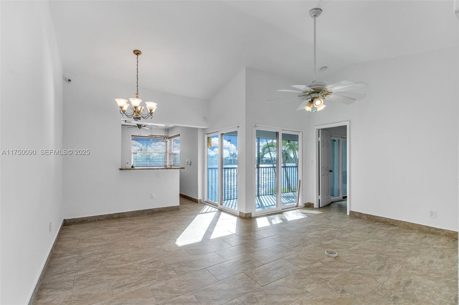 1303 S Liberty Avenue 1303I — photo 4
